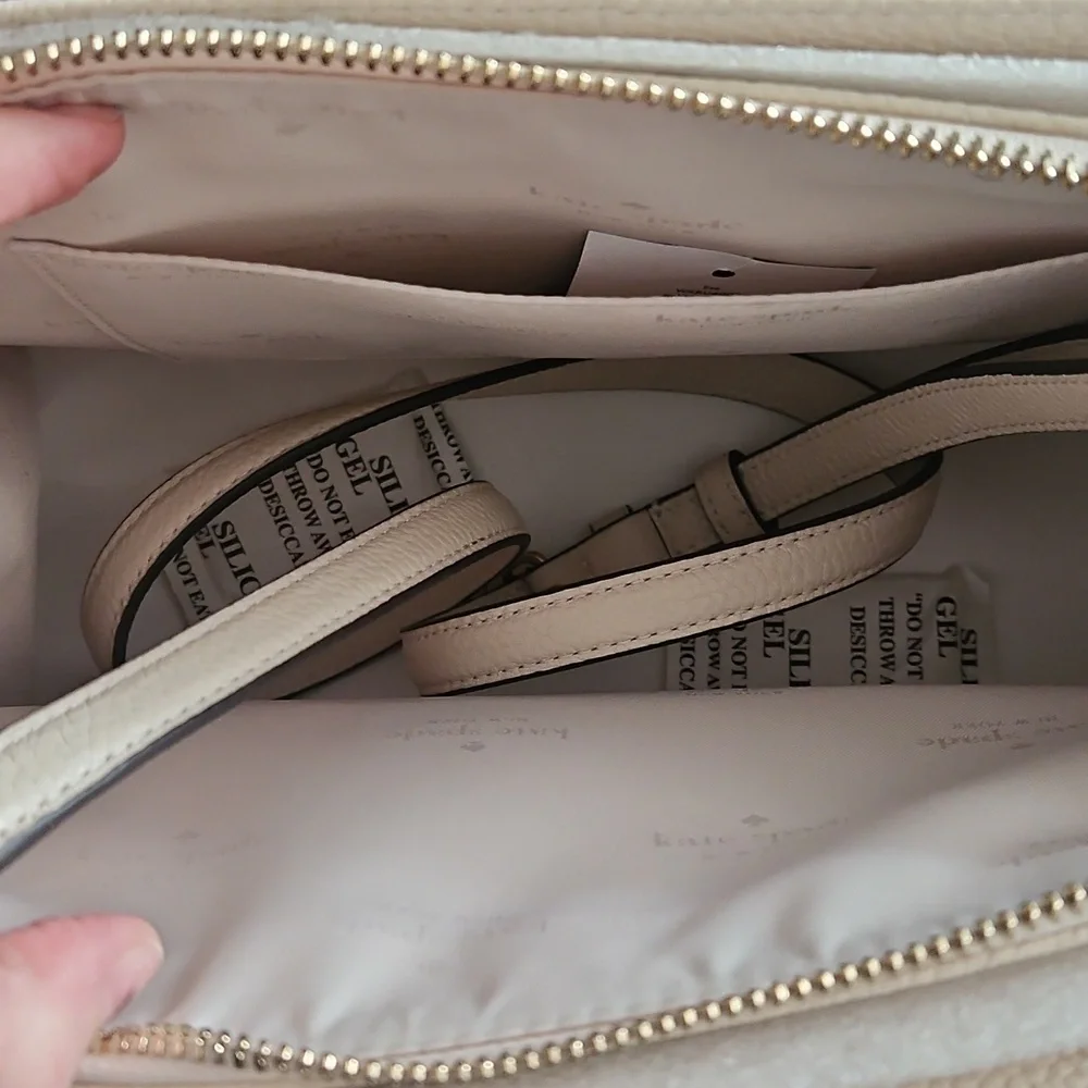 NEW NWT Kate Spade New York Lise Mulberry Street Milk Glass - Picture 6 of 6